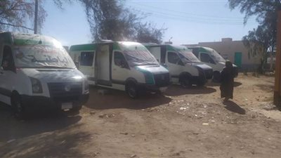 قوافل الصحة المتنقلة توقع الكشف على 445 مريضا بقرية فلسطين في الوادي الجديد