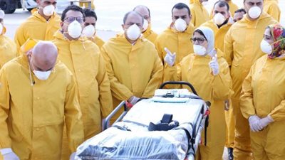 قائد طائرة إعادة المصريين من ووهان يروي تفاصيل الرحلة