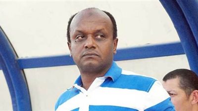 إسماعيل يوسف يروي حكاية 