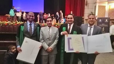 تسليم نوط الامتياز من الطبقة الأولى لـ3 علماء بجامعة طنطا