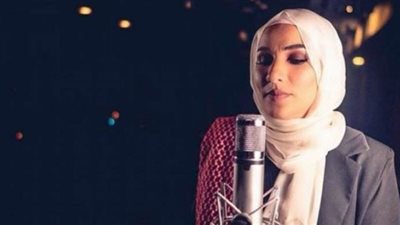 نداء شرار ترثي شقيقها بأغنية حزينة | فيديو