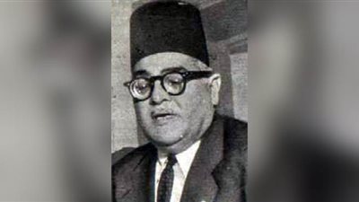 فكري أباظة يؤلف نشيد ثورة 1919 فيصدر أمر باعتقاله