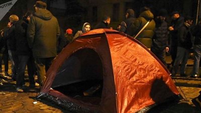 احتجاجات أمام البرلمان بعد تعيين نائب عام للبلاد في جورجيا