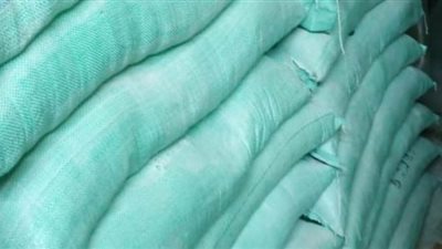 إحباط محاولة بيع 350 طن دقيق مدعم فى السوق السوداء بالسلام | صور