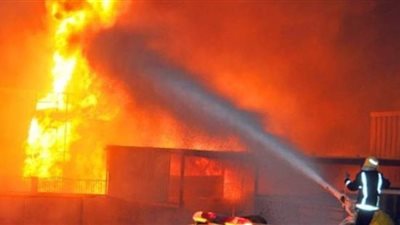 3 سيارات إطفاء تسيطر على حريق شقة سكنية بإمبابة