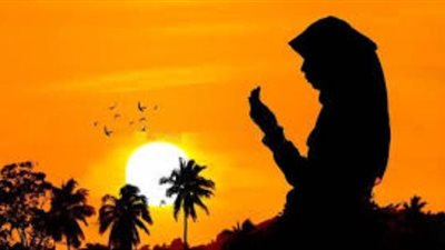 تفسير حلم صلاة المغرب في المنام للرجل والعزباء