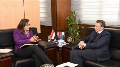وزيرة التخطيط تبحث مع السفير الألماني بالقاهرة سبل التعاون