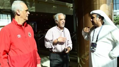 الأهلي يرتدي زيه التقليدي في مباراة السوبر أمام الزمالك