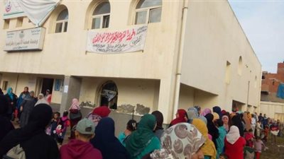 الكشف على  2020 مريضا في قافلة طبية بالبحيرة