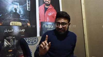 الإعلامي والروائي أحمد يونس: أنا سبب وجود روايات 