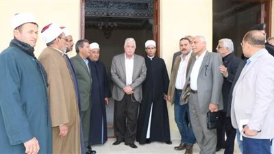 خالد فودة يتفقد مشروعات طرق ومحطة تحلية مياه البحر بمدينة نويبع| صور