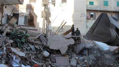 وفاة سيدة ونجلها فى انهيار عقار قديم بالشرابية 