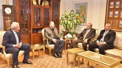 محافظ أسيوط يبحث تعزيز التعاون مع رئيس جامعة الأزهر في خدمة المجتمع