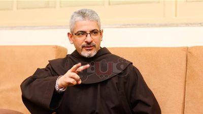 بطرس دانيال: هند رستم قدوة ومثال في الإتيكيت