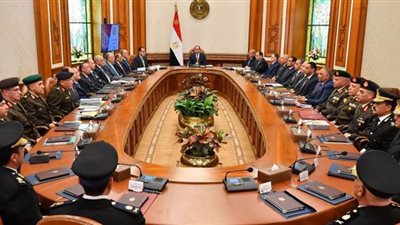 استرداد أراضي الدولة وحق الشعب أبرز تكليفات السيسي للحكومة والمحافظين