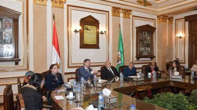 الخشت يستقبل رئيس جامعة بيلاروسيا لبحث التعاون المشترك