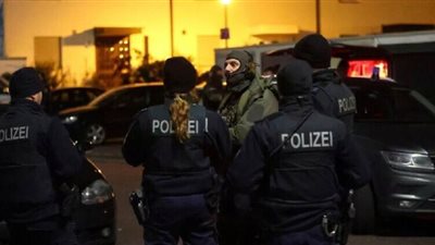 كاميرات المراقبة ترصد منفذ مجزرة هاناو بألمانيا أثناء التحضير لجريمته | صور