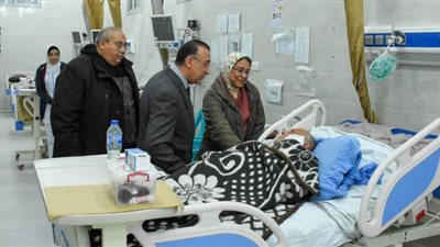 زيارة مفاجئة لمحافظ الإسكندرية لمستشفى جمال عبد الناصر | صور