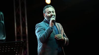 نويبع تحتضن أولى حفلاتها الموسيقية مع مجدي خوري | صور