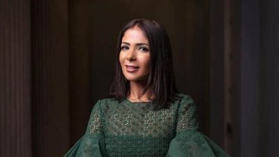 منى زكي لروبي: 