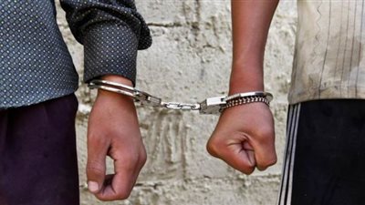 ضبط عاطلين بحوزتهما مواد مخدرة فى عين شمس