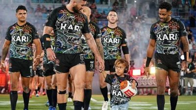 لحظة مشاركة 