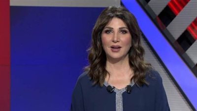قناة العربية تقرر وقف مذيعة بسبب ضحكها الهستيري على الهواء | فيديو
