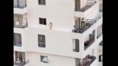 العناية الإلهية تنقذ طفلة من موت محقق بإسبانيا | فيديو