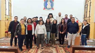 الكاثوليكية تناقش معوقات اجتماعات الشباب