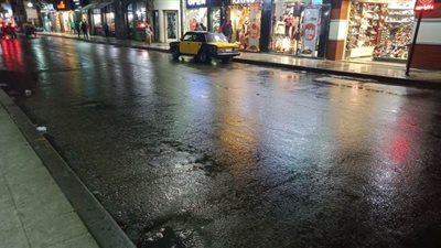 موجة من الطقس السيئ تضرب الإسكندرية ليلا