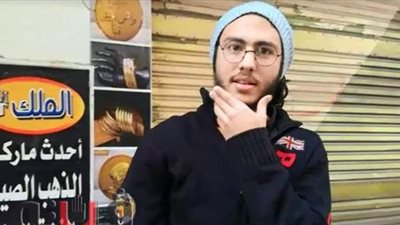 طالب بالصف الثاني الثانوي: 