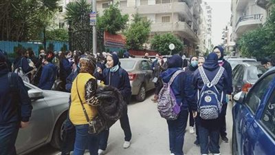 طلاب ثانية ثانوي بالإسكندرية: السيستم تعطل بعض الوقت والامتحان سهل
