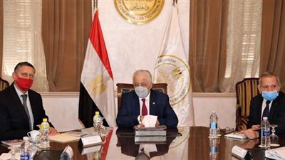 وزير التعليم يبحث سبل التعاون مع السفير الألماني