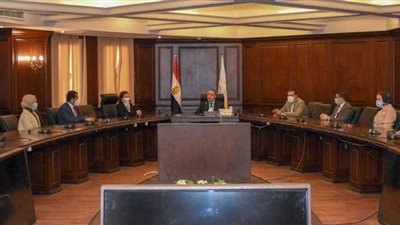 محافظ الإسكندرية يلتقي أعضاء مؤسسة حياة كريمة