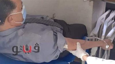 نقيب محامي الإسكندرية أول المتبرعين في حملة التبرع بالدم | صور
