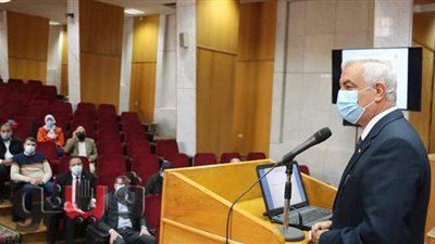 رئيس جامعة المنوفية يشهد اجتماع المراجعة لنظام إدارة الجودة |صور