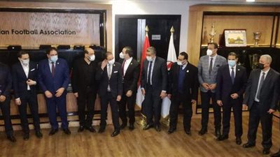 بدء توافد أعضاء مجلس النواب للتكريم باتحاد الكرة.. وغياب سويلم