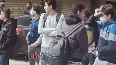 سهل والسيستم متعطلش.. طلاب الثانوية يشيدون بامتحاني اللغة الأجنبية والرياضيات