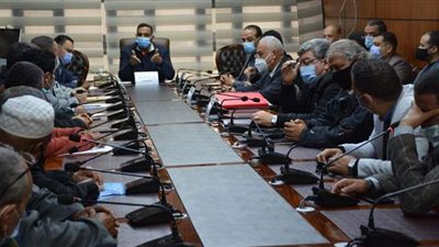 تفاصيل لقاء محافظ الدقهلية بممثلى جمعيات ونقابة الصيادين