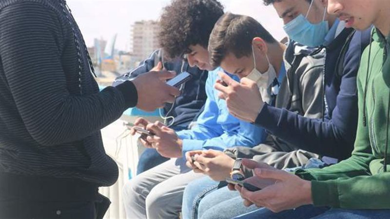 طلاب الصف الثاني
