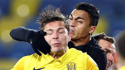 طرد مصطفى محمد في لقاء جالطة سراي وأنقرة جوجو | فيديو