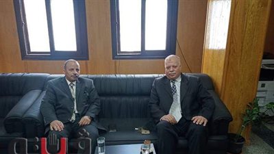 تعليم قنا يستقبل وكيل التنظيم والإدارة لبحث أطر التعاون