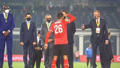 رد فعل عنيف للخطيب تجاه تصرفات كهربا.. وهذا موعد رحيله عن الأهلي