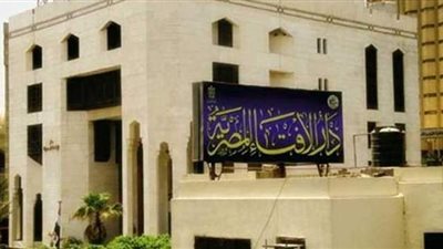 ما حكم إمامة الأعمى ومقطوع اليد أو جزء منها؟.. دار الإفتاء تجيب