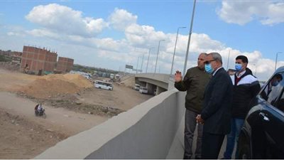 جولة مفاجئة لمحافظ القليوبية بشوارع شبرا الخيمة