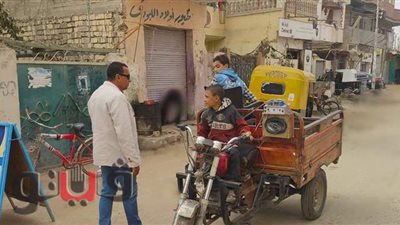 حملة للتصدي لظاهرة نبش القمامة بالتل الكبير في الإسماعيلية | صور