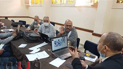 تعليم قنا: حضور 98% من الطلاب بالصف الثاني الثانوي على المنصة