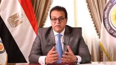 وزير التعليم العالي: بدء تصنيع لقاح كورونا المصري خلال 6 أشهر
