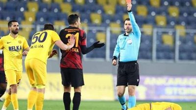 إحالة مصطفى محمد ورئيس جالطة سراي لمجلس التأديب بالاتحاد التركي