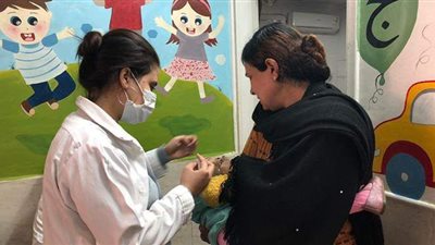 صحة أسيوط: تطعيم ٧٩٧ ألف طفل ضد شلل الأطفال والحملة مستمرة اليوم الجمعة